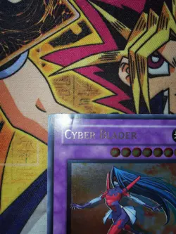 Cyber Blader een-en032 1st Edition (MP) Ultimate Rare Yu-Gi-Oh! - Image 4