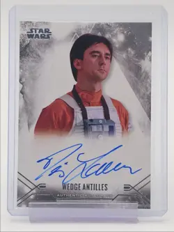 DENIS LAWSON AS WEDGE ANTILLES 2025 TOPPS STAR WARS STELLAR AUTO Q4770 - Image 1