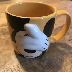 Disney Coffee Mug Cup Mickey Mouse Shading His Eyes Dimensional 3D SUPER RARE - Image 1