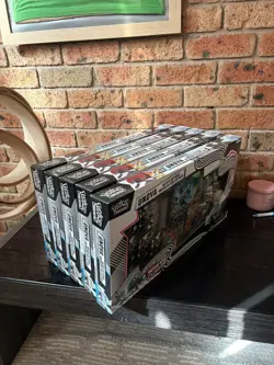 Pokemon Black Bolt & White Flare Unova Heavy Hitters Premium Collection - Image 3