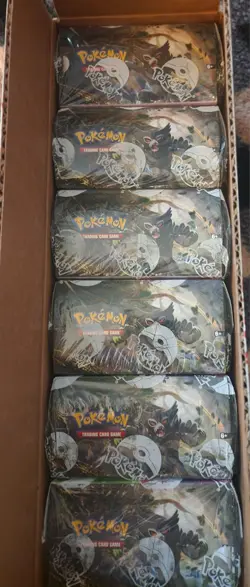 Pokemon: Sword & Shield - Vivid Voltage Booster Box Factory Sealed 36 Packs 820650817496 - Image 2