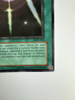 Swords of Revealing Light LOB-101 The Legend of Blue Eyes White Dragon - Image 5