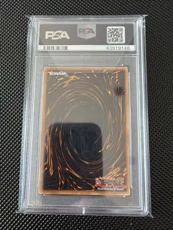 PSA 10 2004 SYE YU-GI-OH! STARTER DECK YUGI EVOLUTION #001 DARK MAGICIAN - Image 2