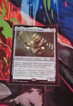 Marvin, Murderous Mimic Duskmourn: House of Horror Regular - Image 1