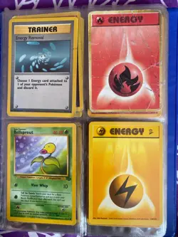 Vintage Pokemon Card Binder Lot WOTC Base/Jungle/Fossil + Starters + Zapdos LP - Image 4