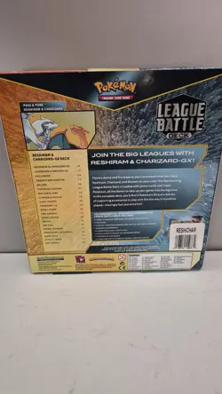 Pokemon TCG - League Battle Deck Box [Reshiram & Charizard GX] - Image 2