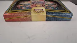 Pokemon TCG - League Battle Deck Box [Reshiram & Charizard GX] - Image 3