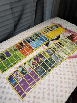 Pokemon Darkness Ablaze Near Complete Set ( 36 Holo/Reverse, 118 Common/Uncommon - Image 1