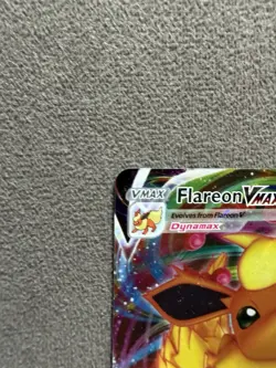 Flareon VMAX Ultra Rare SWSH07: Evolving Skies 018/203 NM Pokemon TCG - Image 2