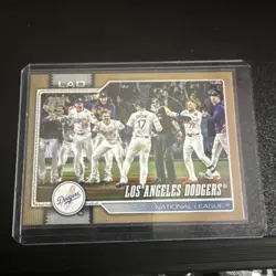 2026 Topps Series 1 #256 - Los Angeles Dodgers Team Card Gold /2026 - Image 1