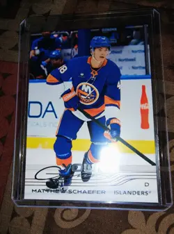 2025-26 Upper Deck Series 2 - Young Guns Matthew Schaefer #451 (RC) - Image 1