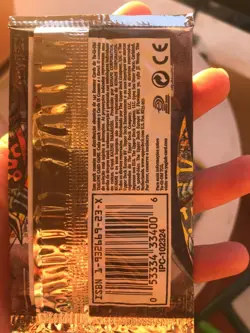 Yu-Gi-Oh 1st Edition Metal Raiders, Portuguese, 20x boosters [Vintage, Sealed] - Image 3