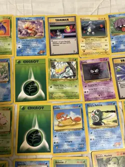 Lot of 30 Pokemon Base Set Cards Gym Hero’s Non Holo Collection Vintage WotC - Image 3