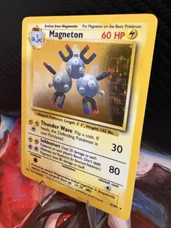 1999 Pokemon Base Set Magneton Holo 9/102 WOTC LP+/NM- Vintage - Image 3