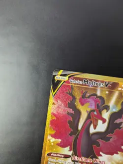 Pokemon Card - Galarian Moltres V Brilliant Stars 183/172 Gold Holo Rare M/NM - Image 3