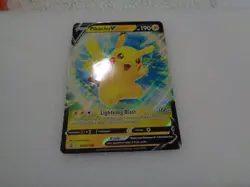 Pokemon TCG Pikachu V SWSH198 Sword & Shield Promo Holo 190 HP Lightning Blast - Image 2