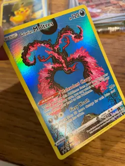 N-MINT! Galarian Moltres SWSH284 Sword & Shield Black Star Promo Pokemon Card! - Image 3