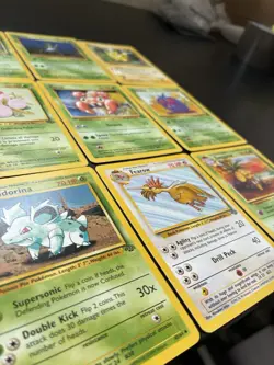 Vintage jungle Pokemon Cards Bundle x 25 Good Condition 1999 WOTC - Image 5