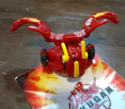 Bakugan Pyrus Commandix Dragonoid 950G Red Mechtanium Rare READ DESCRIPTION!! - Image 5