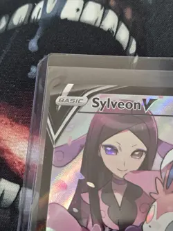 Pokemon TCG Sylveon V TG14/TG30 Swsh09: Brilliant Stars Trainer Gallery Holo - Image 4