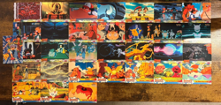 560 Topps Pokemon cards from mixed sets - Mostly NM - LP - Image 1
