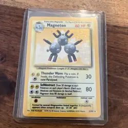 Vintage 1999 Pokemon TCG Magneton 9/102 Holo Rare Base Set - Image 2