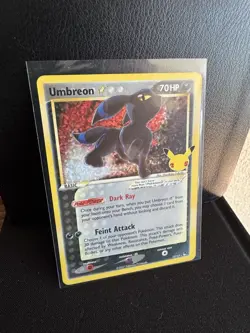 Pokemon TCG Umbreon Gold Star 17/17 Celebrations Classic Collection Holo NM - Image 2
