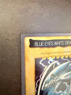 Blue Eyes White Dragon Japanese Ver. Bandai Yugioh 1998 Japanese MP/HP - Image 4