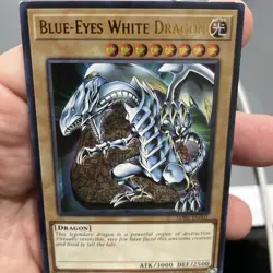 Blue-Eyes White Dragon SDBE-EN001 Unlimited Ultra Rare NM- +Bonus FREE SHIPPING! - Image 3