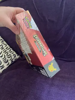 Pokemon TCG Celebrations – Lance's Charizard V Collection - New & Factory Sealed - Image 4