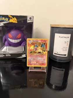 Pokemon Charizard Celebrations #4 25th Anniversary Holo NM-Mint - Image 1