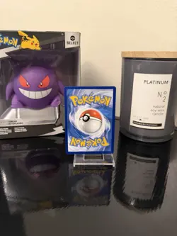 Pokemon Charizard Celebrations #4 25th Anniversary Holo NM-Mint - Image 2