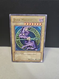 Vintage Yu-Gi-Oh TCG Dark Magician SDY-006 Starter Deck Yugi Ultra Rare Holo - Image 1
