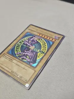 Vintage Yu-Gi-Oh TCG Dark Magician SDY-006 Starter Deck Yugi Ultra Rare Holo - Image 5