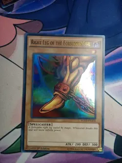 Right Leg of the Forbidden One YGLD-ENA18 King of Games: Yugi's Legendary Decks - Image 2