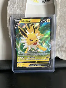 Jolteon V SWSH151 Black Star Promo Holo NM Pokemon Card English TCG Single - Image 1