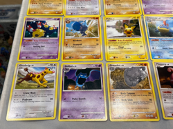 Pokemon cards 32 card DP Mysterious Treasures Pokemon Card TCG MP BULK LOT 1 - Image 4
