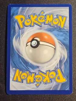 Pokemon TCG - Pikachu VMAX 044/185 Vivid Voltage - Image 2
