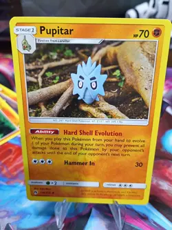 Pupitar 116/214 UC Lost Thunder Pokemon LP Yuka Morii - Image 1