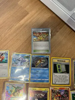 Pokemon TCG Lot of 11 Mixed Card Set, Rayquaza Amazing Rare NM, Random Promos - Image 3