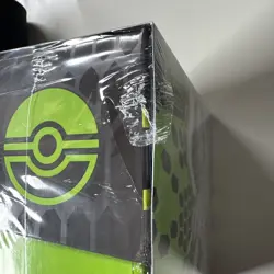 Pokemon TCG Perfect Order - Pokemon Center ETB - DAMAGED - In hand - Same day - Image 3