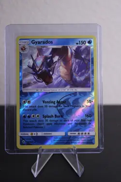 Gyarados 33/147 Pokemon Sun and Moon: Burning Shadows Reverse Holographic - Image 1