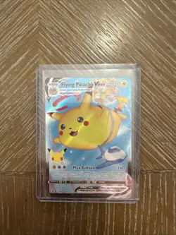 Pokemon Flying Pikachu VMAX 007/025 Ultra Rare - Image 1