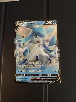 Glaceon V SWSH196 SWSH: Sword & Shield Promo Cards Holo - Image 1