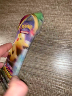 Pokemon Sword and Shield Vivid Voltage Booster Pack - Image 2