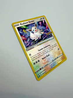 Radiant Eevee SWSH230 SWSH: Sword & Shield Promo Pokemon Card Holo - Image 4