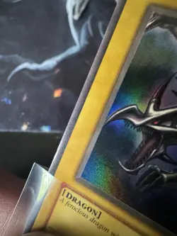 Red-Eyes B. Dragon SDJ-001 Unlimited Ultra Rare Yu-Gi-Oh TCG HP - Image 5