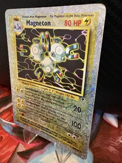 Pokemon Magneton 28/110 Legendary Collection Reverse Holo Rare MP WOTC - Image 2