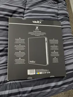 Vault X 12-Pocket Zip Binder 480 Card Storage Black Side Loading - Image 2