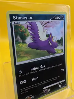 Stunky 76/100 Reverse Holo Majestic Dawn Pokemon Card LP - Image 3